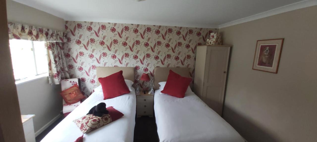 The Old School And Betty'S B&B Whitehaven Extérieur photo